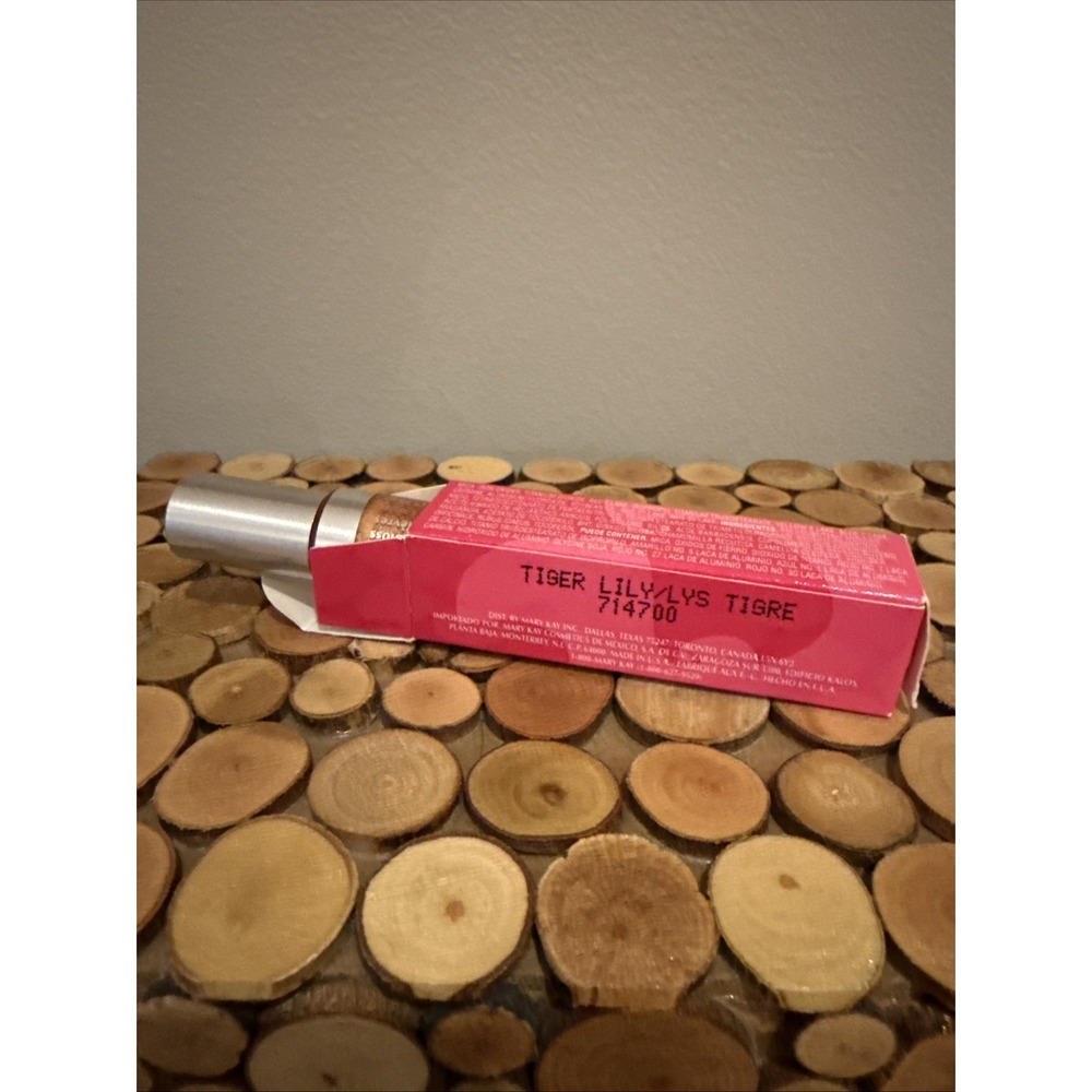 Mary Kay Signature Lip‎ Gloss Tiger Lily 714700
